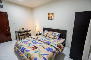 Peaceful Room for Family or Couples - Abu Dhabi - 7