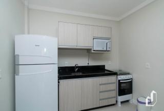 Apartamento com 03 dormitórios meia quadra do mar - 1