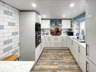 The Blue House - Portrush - 8