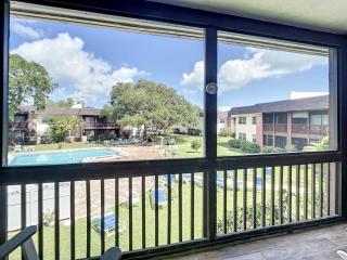 New Rental Quiet Tropical Oasis with Pool View - Coronado Cove - Edgewater - 0
