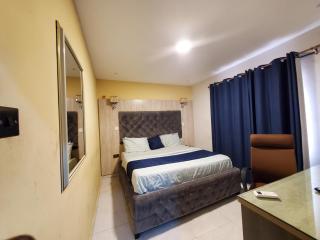 Juliet's Place Residence & Hotels - Ikeja - 6