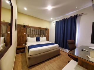 Juliet's Place Residence & Hotels - Ikeja - 3