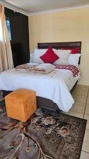 Goodlife guest house in klerksdorp - 2