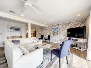 Ocean view townhome overlooking pool - Car Free Beach - Sea Dune Green Turtle C-10 - Edgewater - 9