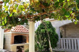 Apartman Veronika A - The beauty of hibiscuses - Supetar - 5