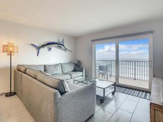 Beachfront with large private balcony ~ Shore Villa Condo - Edgewater - 6