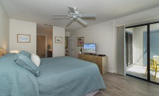 Lovely 2 bedroom 2 bath condo located in Sea Woods. SC217 - Edgewater - 6