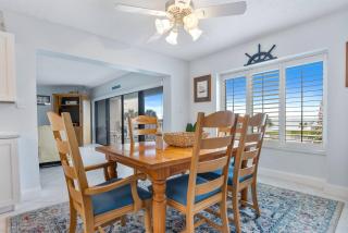 Errol-by-the-Sea 320 - Breathtaking ocean and pool views - Edgewater - 1