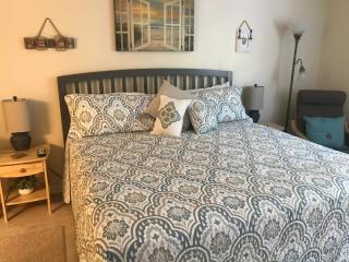 Cozy 2 bedroom 2 bath condo located within walking distance to the beach SC109 - 1