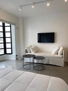 Departamento Suipacha y Arroyo - Buenos Aires - 1