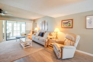 Pool Access and Lanai Riverfront Welaka Condo! - 7