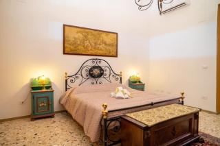 Elegant Apartment in the Heart of Taranto w WiFi - Taranto - 5