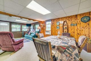 Cozy Onaway Vacation Rental with Deck and Fire Pit! - Onaway - 3