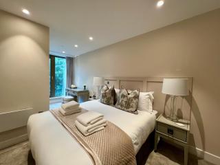 The Noir Blanc Retreat at Ryedale House - 6