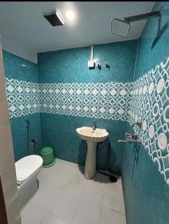 OMKAR INN PAYING GUEST HOUSE - ASSI GHAT VARANASi - Varanasi - 8