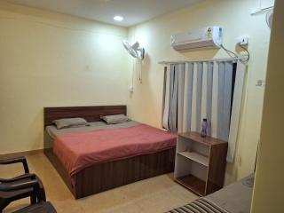 OMKAR INN PAYING GUEST HOUSE - ASSI GHAT VARANASi - Varanasi - 4