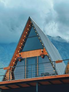 Pyramid Kazbegi - Kasbegi - 2