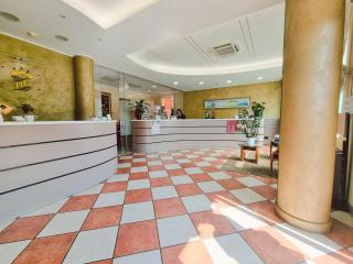 Hotel Giotto - 0