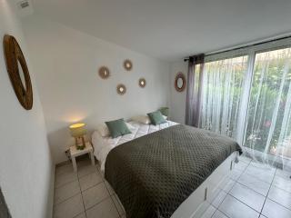 Maison proche village naturiste - 7 personnes - 6