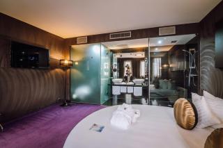 Plaza V Executive Hotel - 1