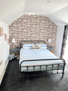 Harbour Townhouse - Portrush - 2