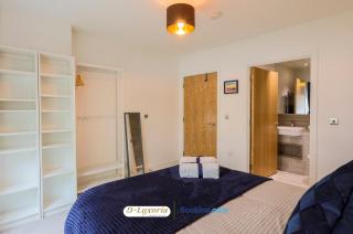 Stylish 2BR By DLuxoria Short Lets & Serviced Accommodation Greater London With Pet Friendly, Free WiFi & Free Parking - Londra - 1