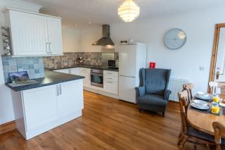 Sea View - Moelfre - 9