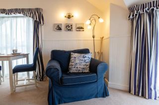 Sea Breezes - Moelfre - 4