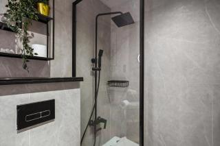 Luxury studio at JLT near metro - Dubai - 7