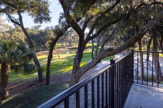 18 Turnberry Lane - Stunning and Spacious Home - With Private Heated Pool & Spa - Offers Unmatched Views of the Heritage Golf To - 2