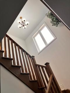 Beautifully furnished whole house, 4 bedroom , 4 washrooms with new furnitures - Thorold - 0