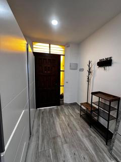 Apartamento céntrico con patio privado y terraza ideal para grupos - 3