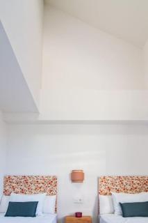 Live Like a Local in This Contemporary Duplex - Sevilla - 2