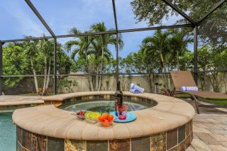 Tropical Oasis, Heated Pool and Spa - Crystal Waters Villa - Roelens - Cape Coral - 9