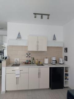 Palms & Dolphins Beach Studio - Mamaia - 6