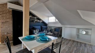 Charming City Center Loft Apartment - Varna City - 5