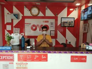 Hotel O Tirupati Residency - Meerut - 1