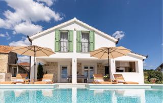 Gorgeous Home In Sinj - Sinj - 1