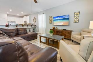 1411 Rolling Fairway Dr. - Davenport - 9