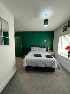UR PLACE - Manchester - 7