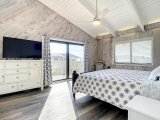 Ocean view townhome overlooking pool - Car Free Beach - Sea Dune Green Turtle C-10 - Edgewater - 7