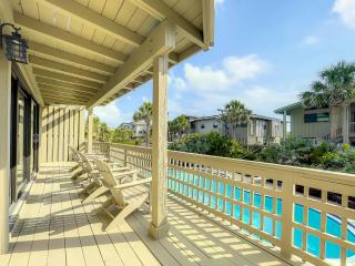 Ocean view townhome overlooking pool - Car Free Beach - Sea Dune Green Turtle C-10 - 6