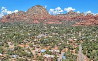 New The Grasshopper with Balcony, Heart of Sedona - Sedona - 4