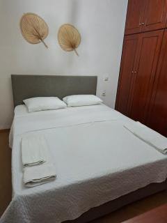 Helen's Apartment - 2