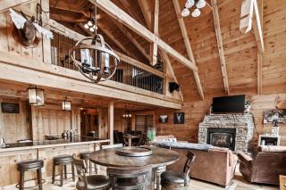 Classy Bear Cabin - Gatlinburg - 0