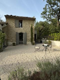 Les Feuilleres - LʼIsle-sur-la-Sorgue - 4