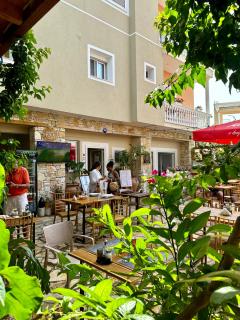 Arial Penthouse Suites - Vlorë - 3