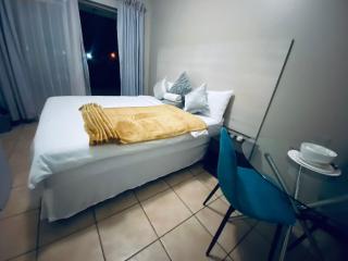 Eccoo OR Tambo Airport lodge - 1