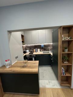 Luxury Central Apartment - Varna - 6