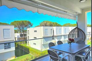 Swiss Sweet Apartment - Happy Rentals - Lalzit Bay - 0